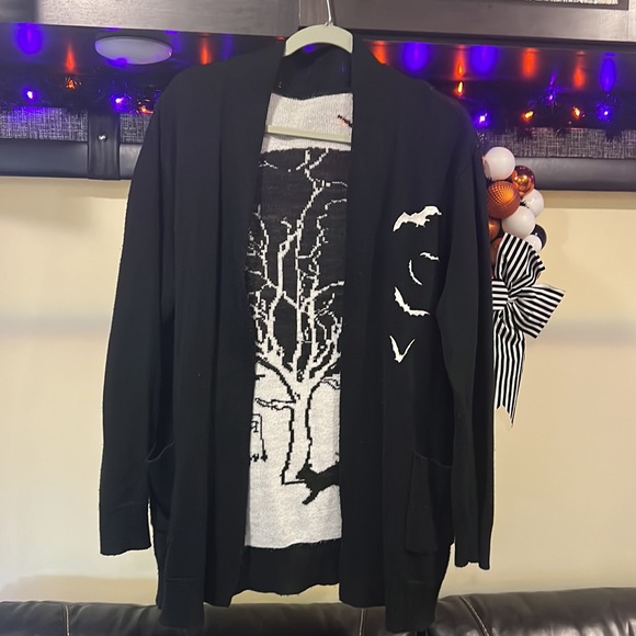 Too Fast Eerie Cemetery Cardigan - Picture 3 of 7